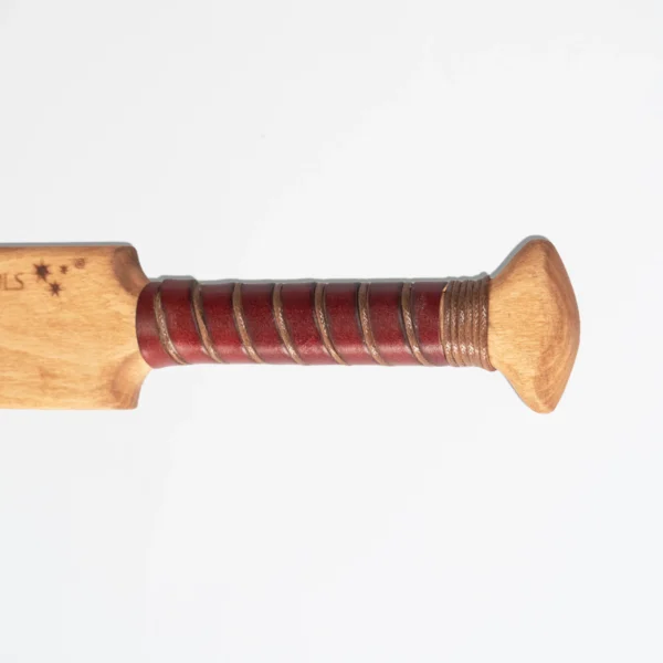 Segunda imagen de Slapper z Drewna Bukowego i Skóry – Rybi Ogon 34 cm